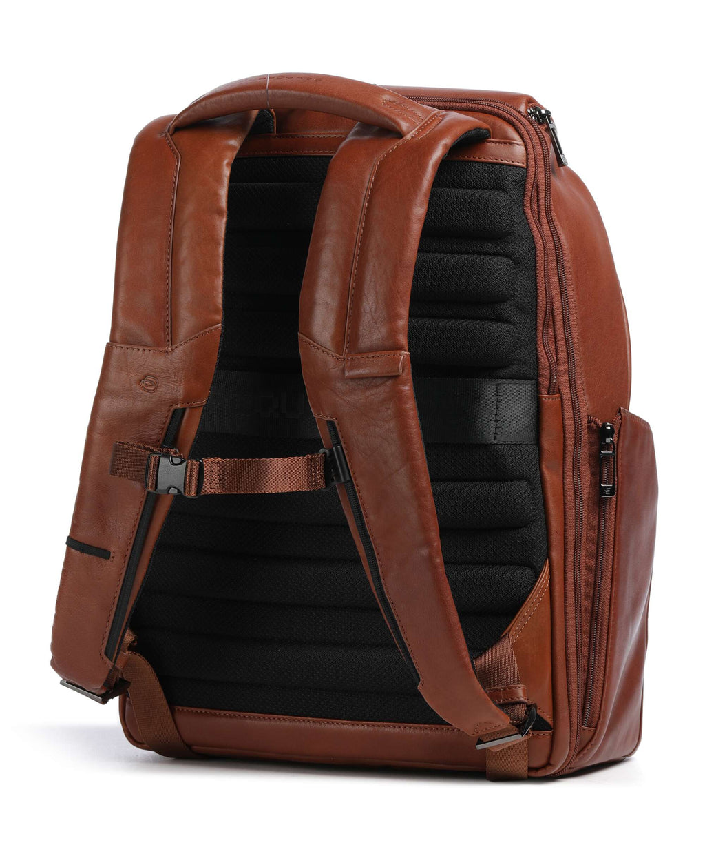 Piquadro Victor 24 Laptop backpack tan