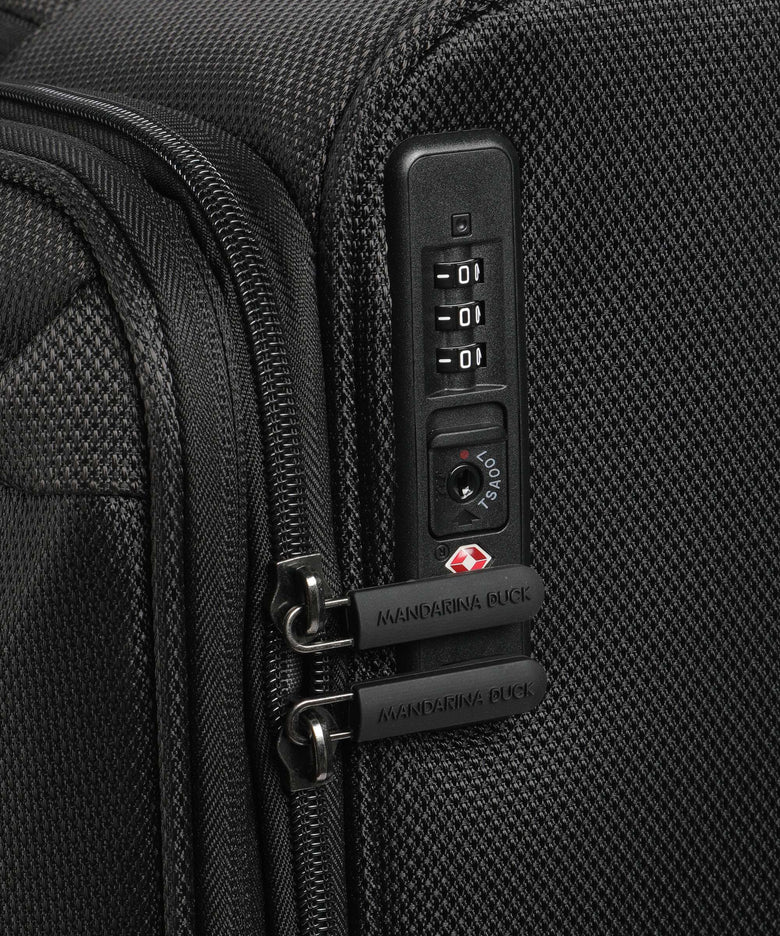 Mandarina Duck Zephyr Spinner (4 wheels) black