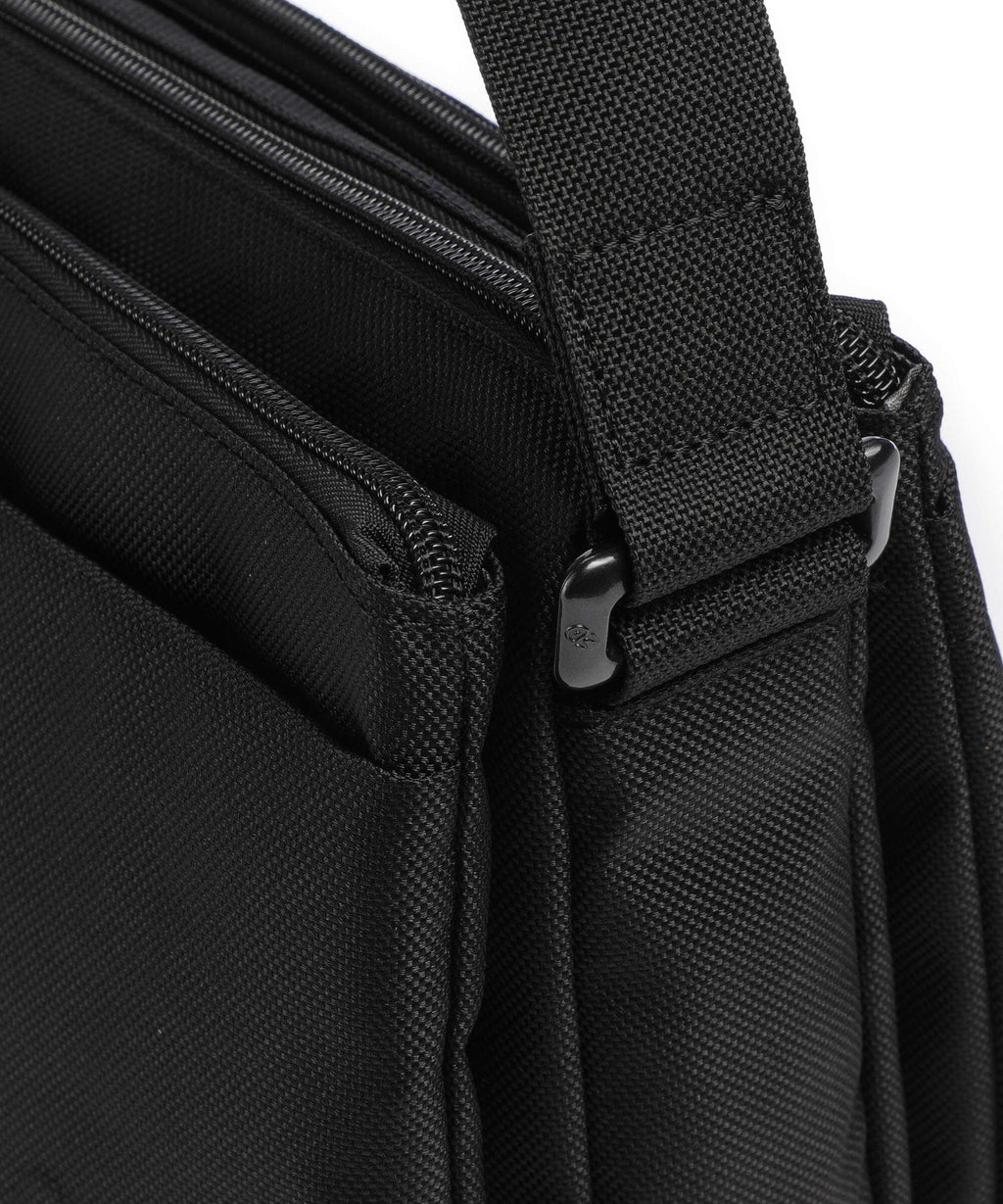 Mandarina Duck MD20 Crossbody bag black