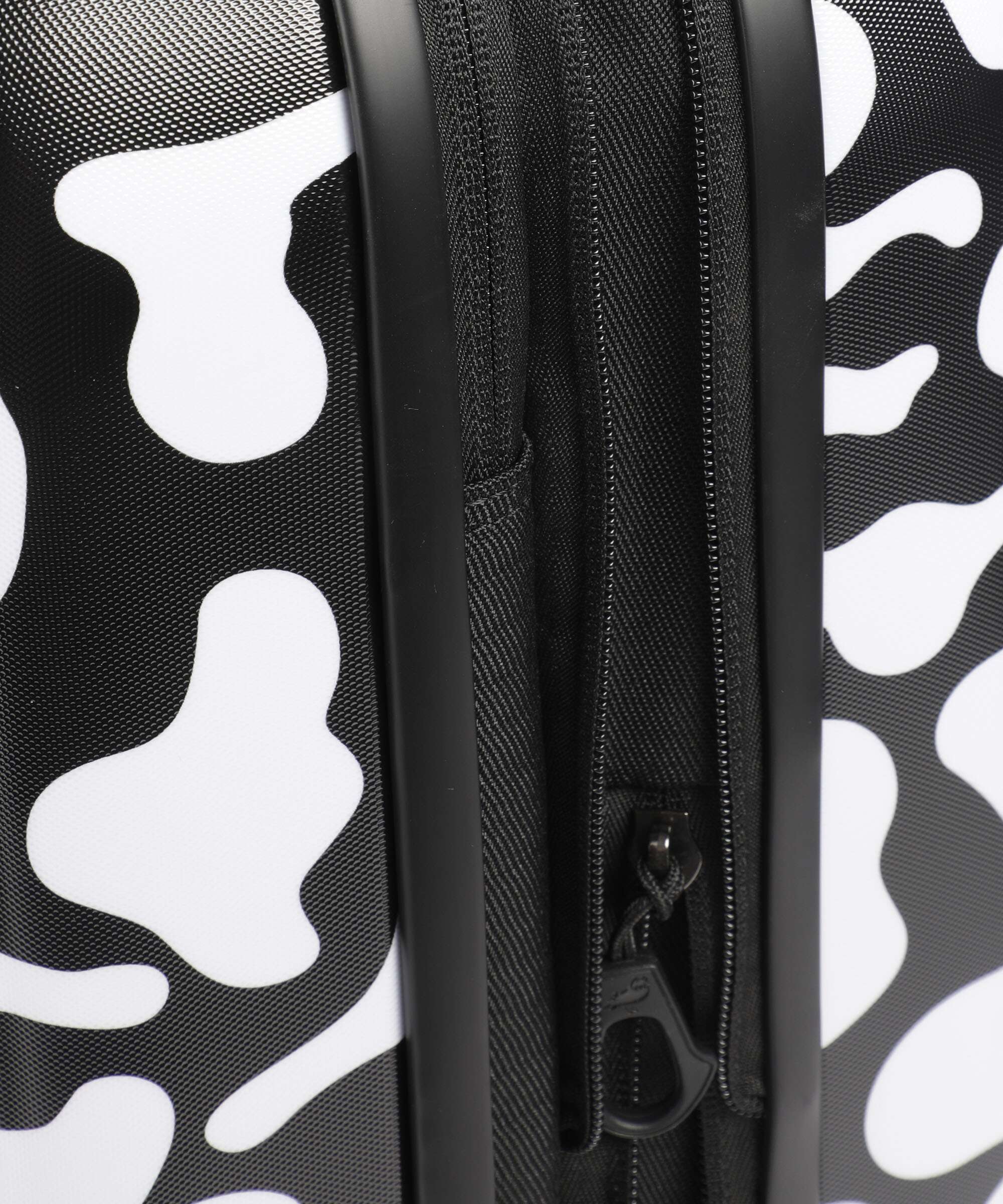 Mandarina Duck Logoduck+ Moire Spinner (4 wheels) moire