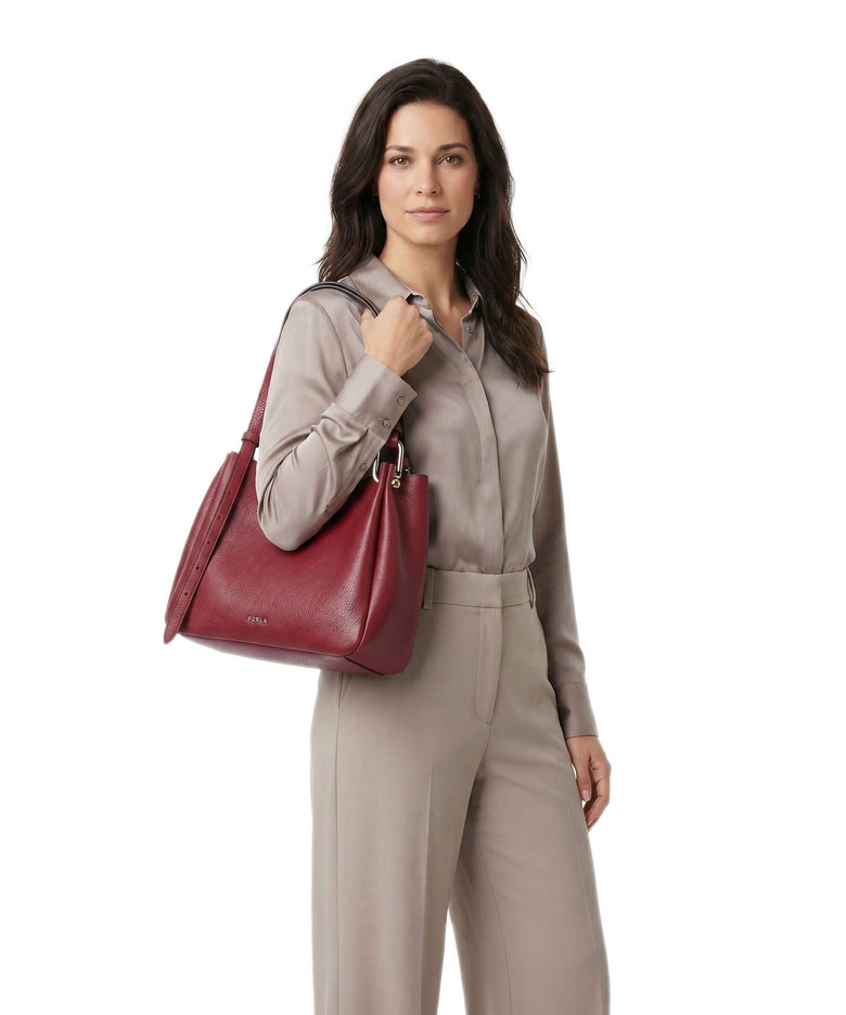 Furla Nuvola M Hobo bag ciliegia