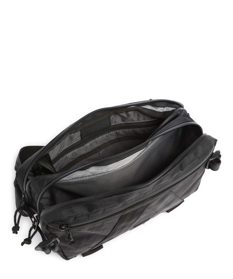 Chrome Heritage Tensile Sling bag black