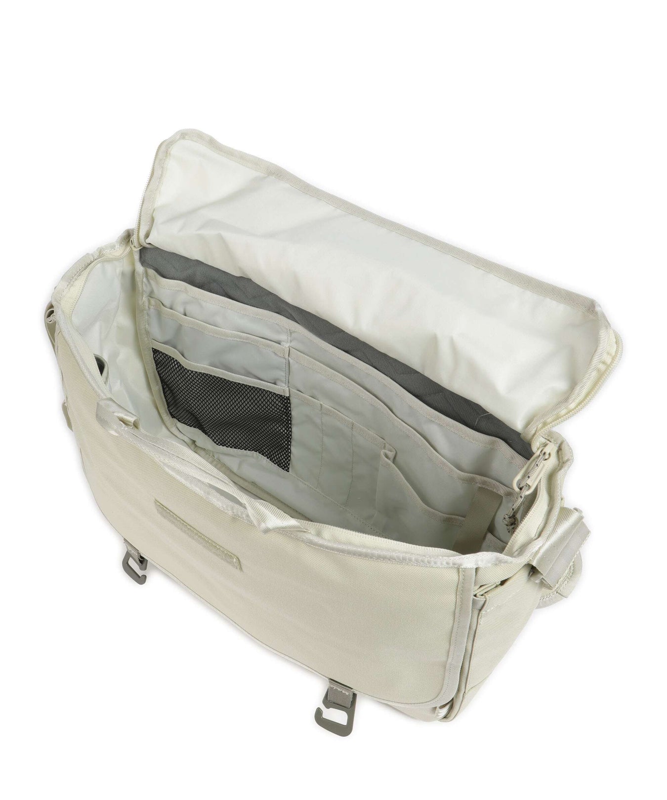 Chrome Midtown 20L Messenger bag sandstone