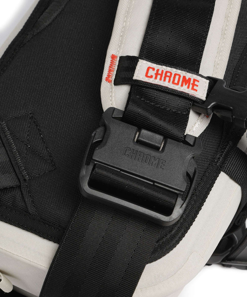 Chrome Kadet WP Sling bag future white