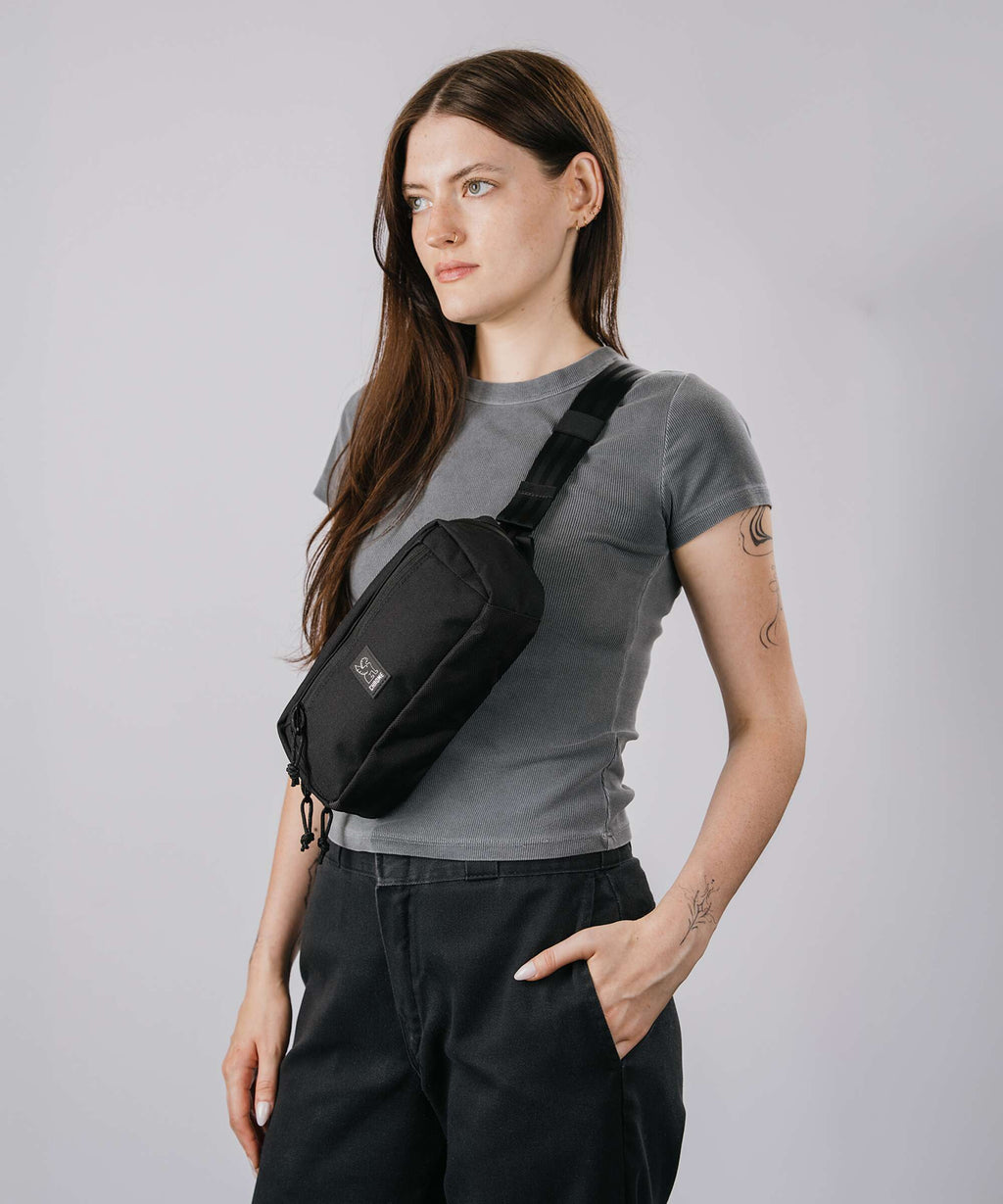 Chrome Kadet Micro Sling bag black