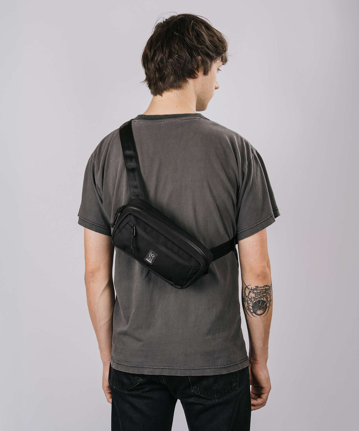 Chrome Kadet Micro Sling bag coyote