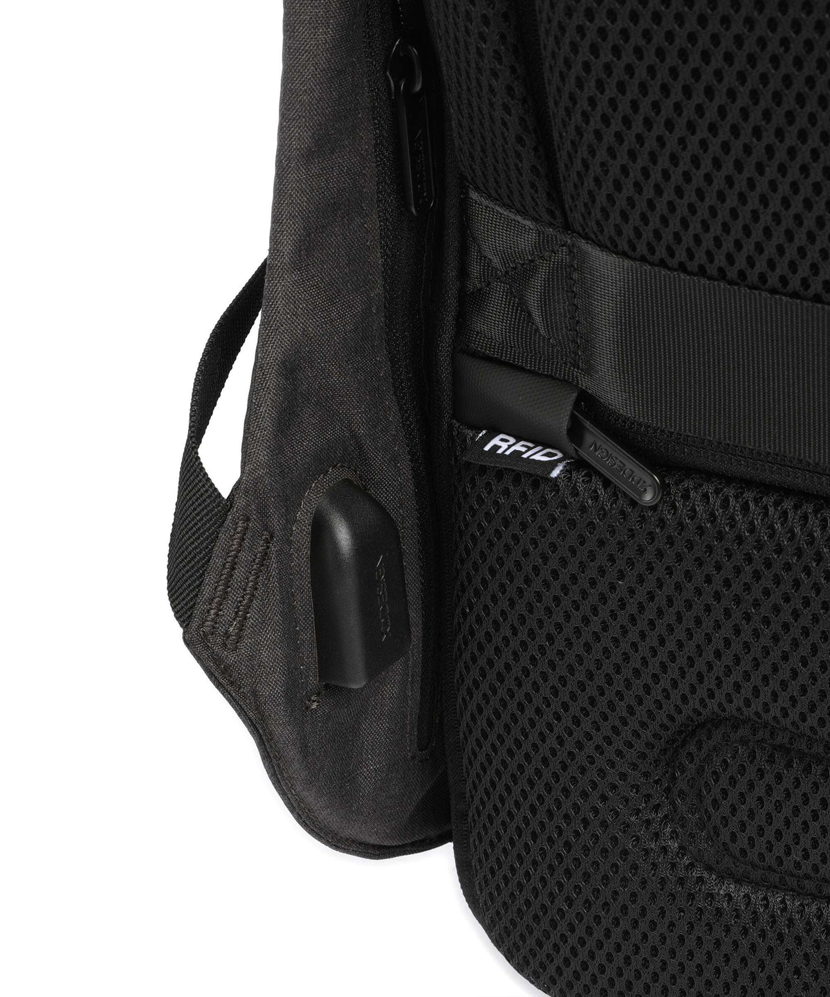 XD Design Bobby Hero XL Backpack black