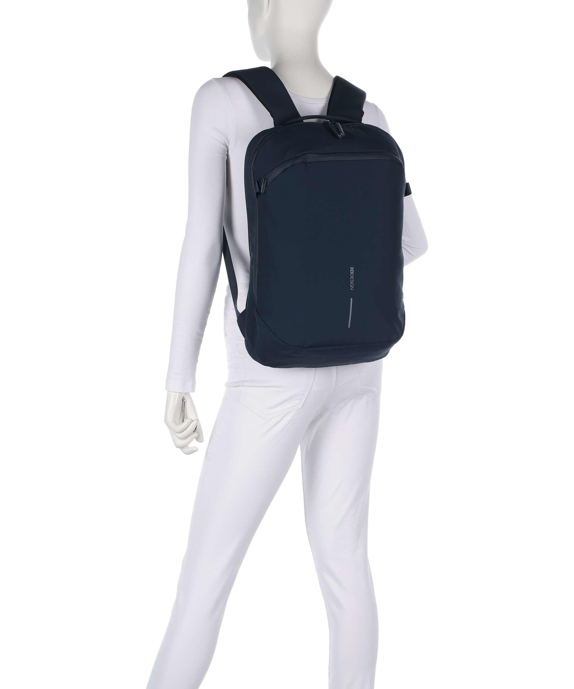 XD Design Bobby Air Laptop backpack navy