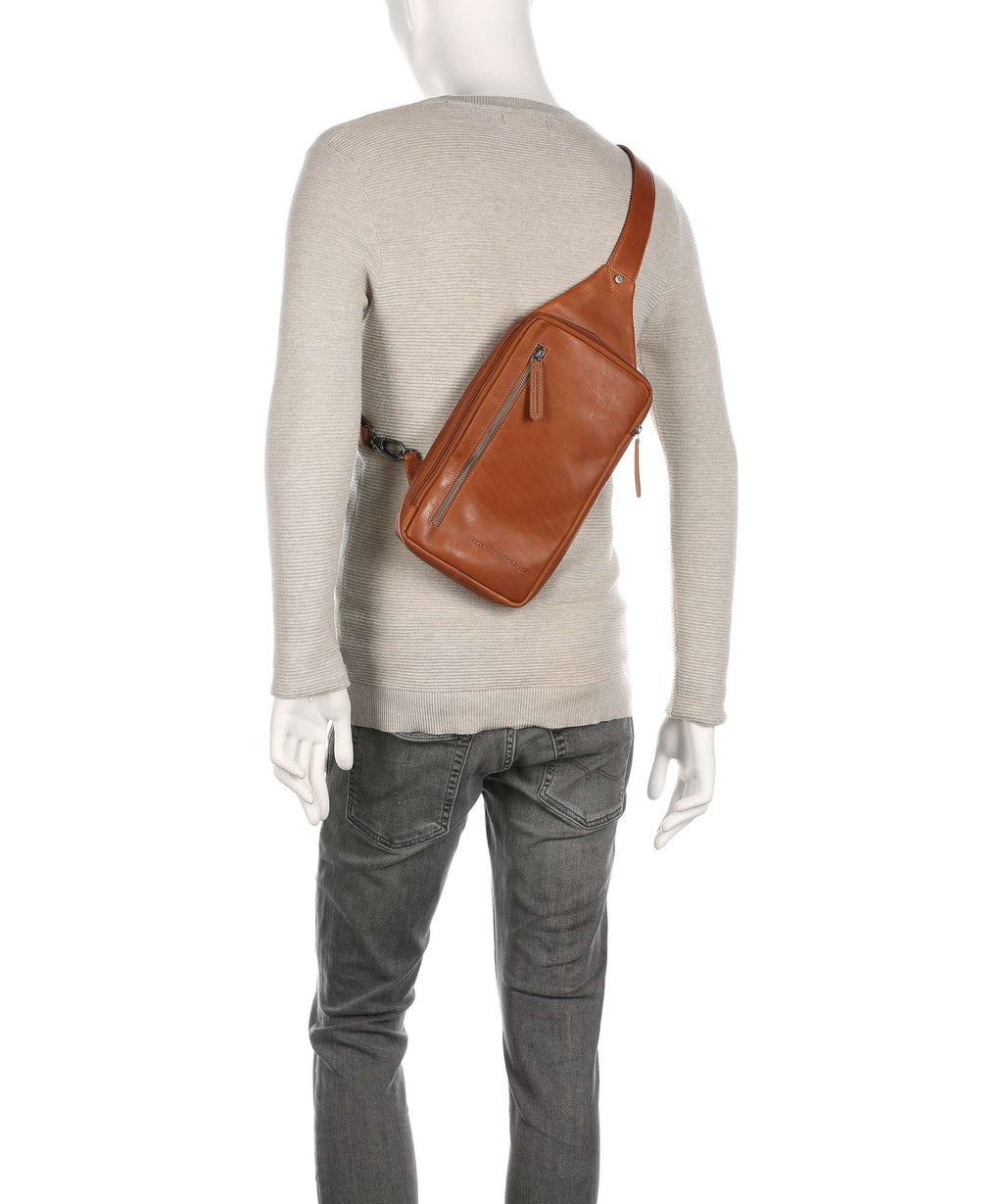 The Chesterfield Brand Rotterdam Sling bag cognac