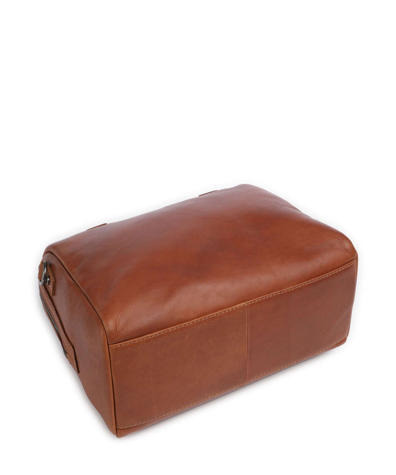 The Chesterfield Brand Cow Wax Pull Up Langton Handbag cognac