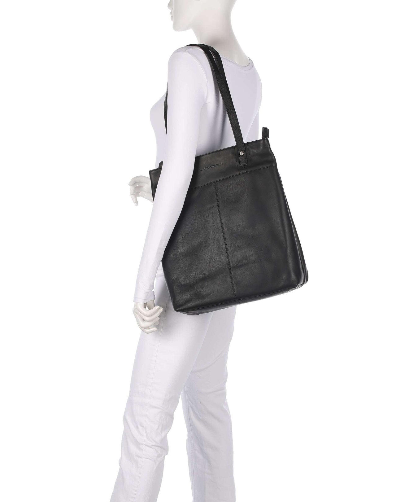 The Chesterfield Brand Wax Pull Up Cow Solvia Tote bag black