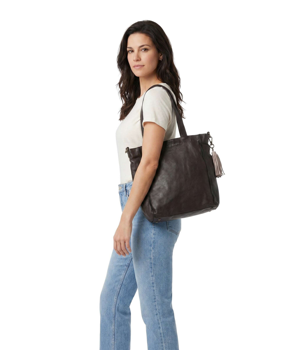Taschendieb Wien Kaiserstrasse 21 Tote bag mokka