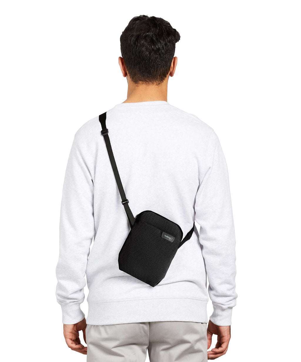 Bellroy City Crossbody bag navy