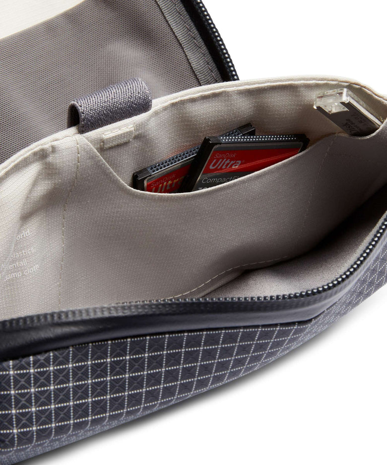 Bellroy Tech Travel accessory arcade gray