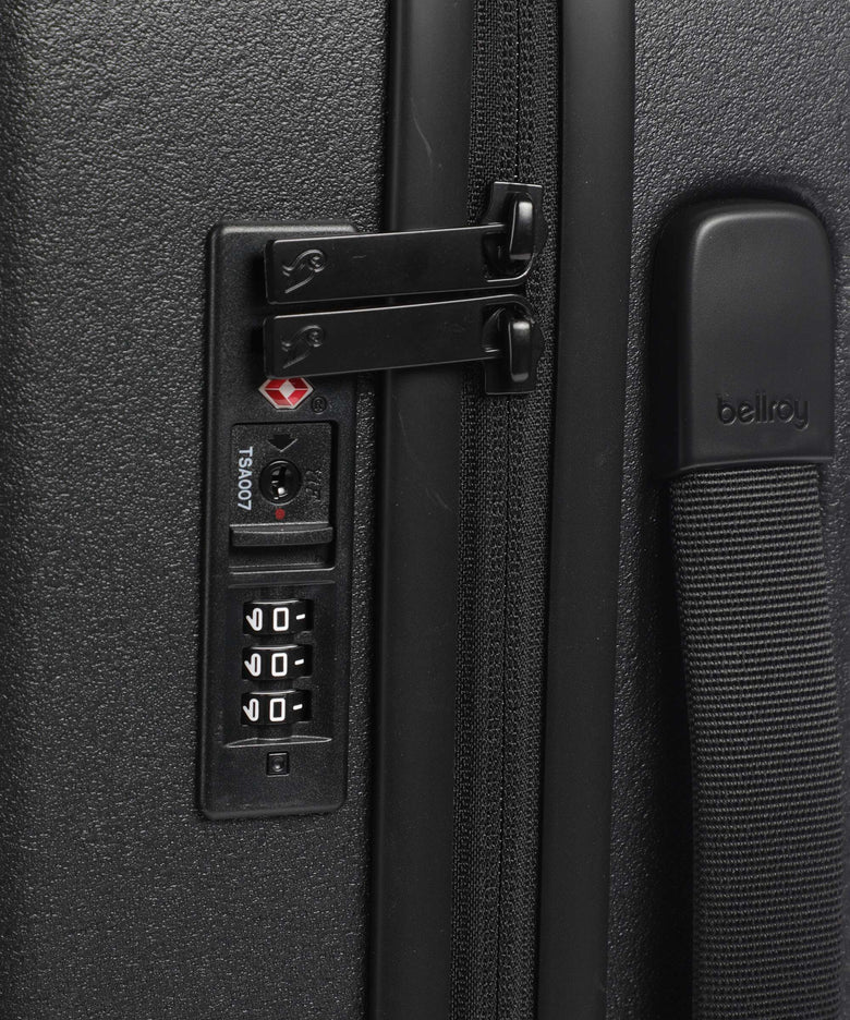 Bellroy Transit Spinner (4 wheels) black